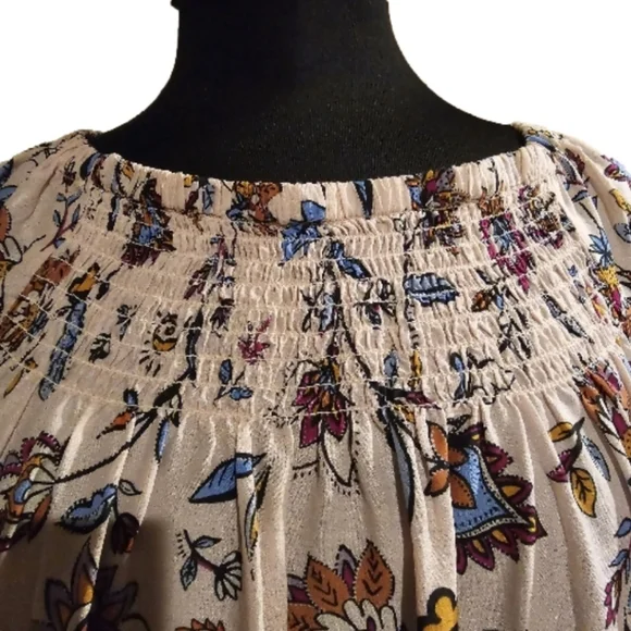 beachlunchlounge Boho Top With Bell Sleeve Size Small (s/p) - Picture 2 of 6